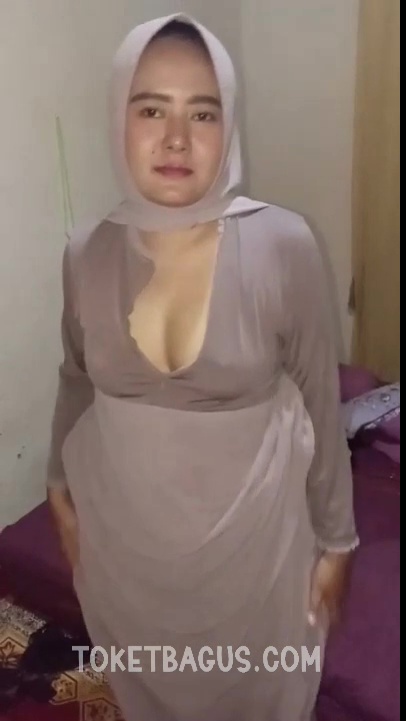 Fitry setyorini Pantas gak klo aku jadi Lonte