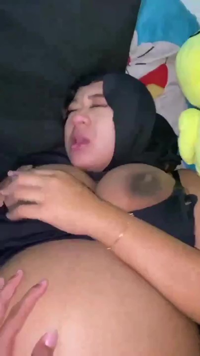 Mama aku lagi hamil besar 9 bulan tetap aku gas